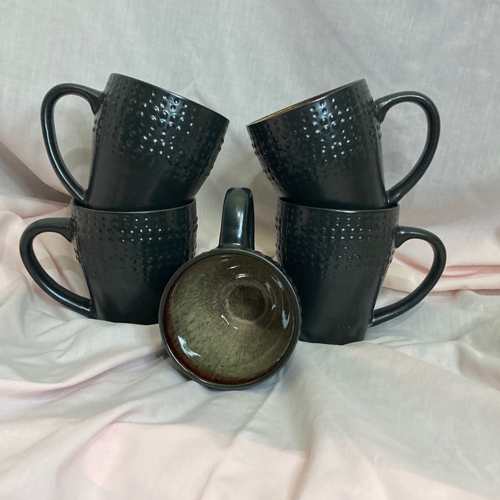 Pfaltzgraff Textured Black Mug Set